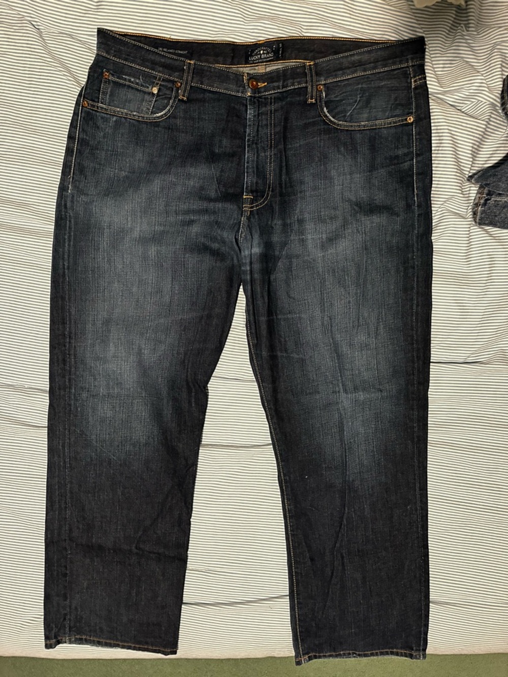 Lucky Brand Men's Dark Indigo Straight Jeans